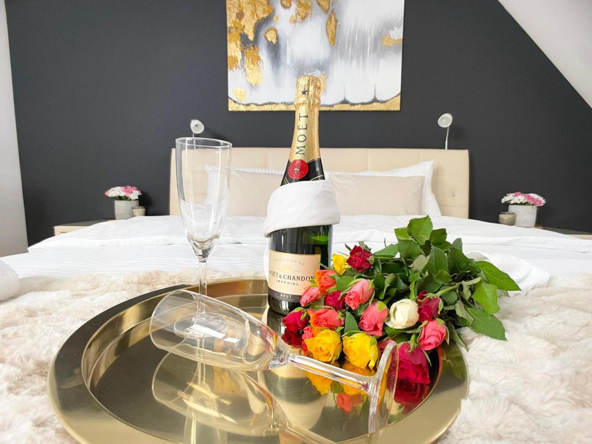 M-Style 04 Apartment Mit Balkon Und Gasgrill, 24H Self-Check-In, Free Parking, Netflix Nürnberg Kültér fotó
