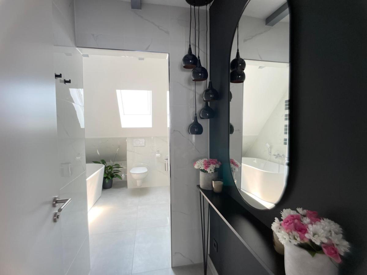 M-Style 04 Apartment Mit Balkon Und Gasgrill, 24H Self-Check-In, Free Parking, Netflix Nürnberg Kültér fotó